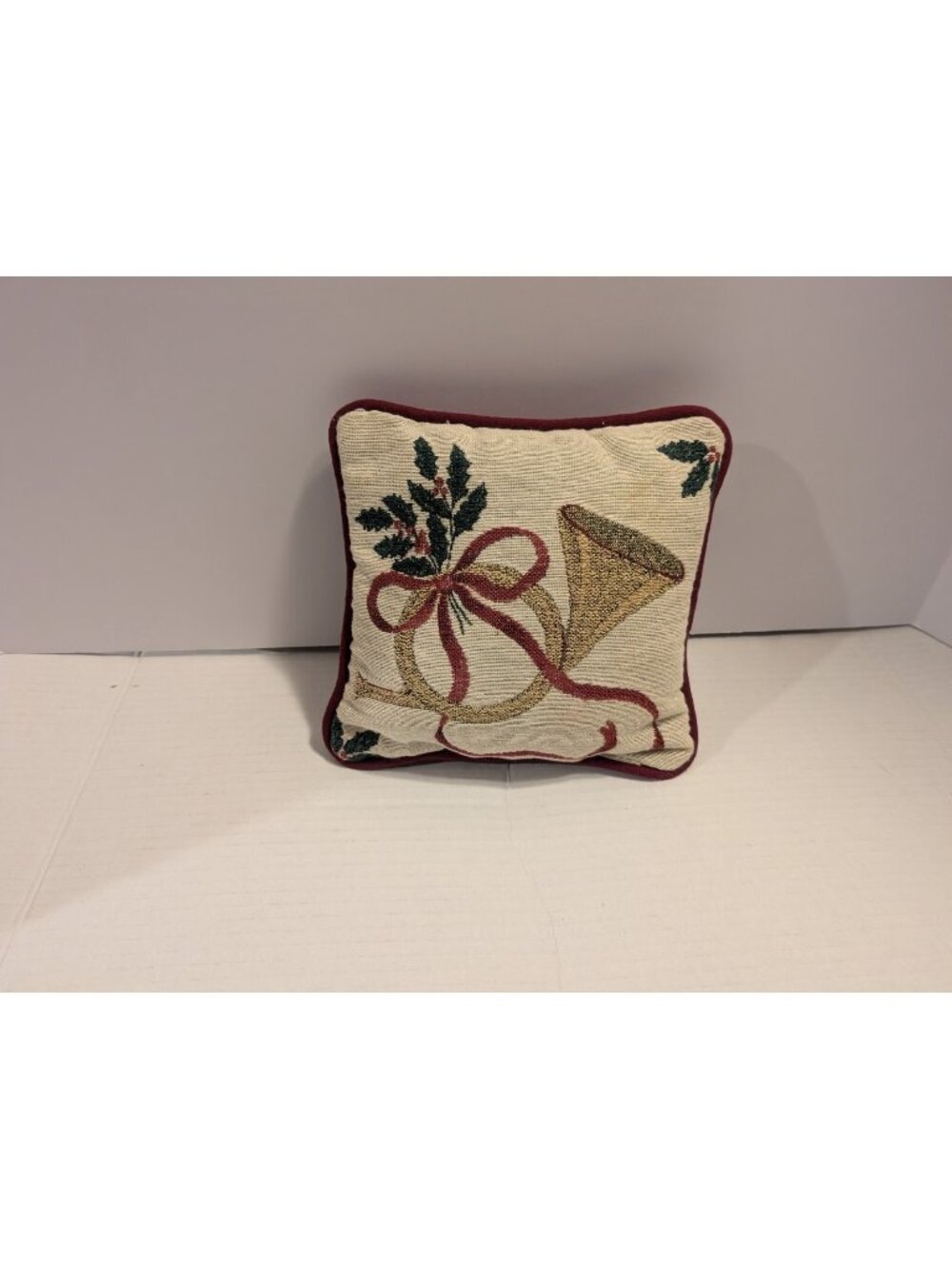 Decorative Tapestry Throw Pillow With Holiday Horn Design & Burgundy Backing 8"